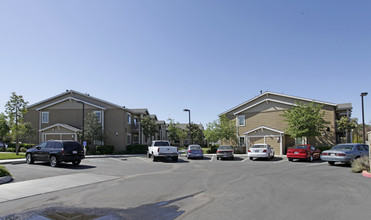 Second Street Senior in Dixon, CA - Building Photo - Building Photo