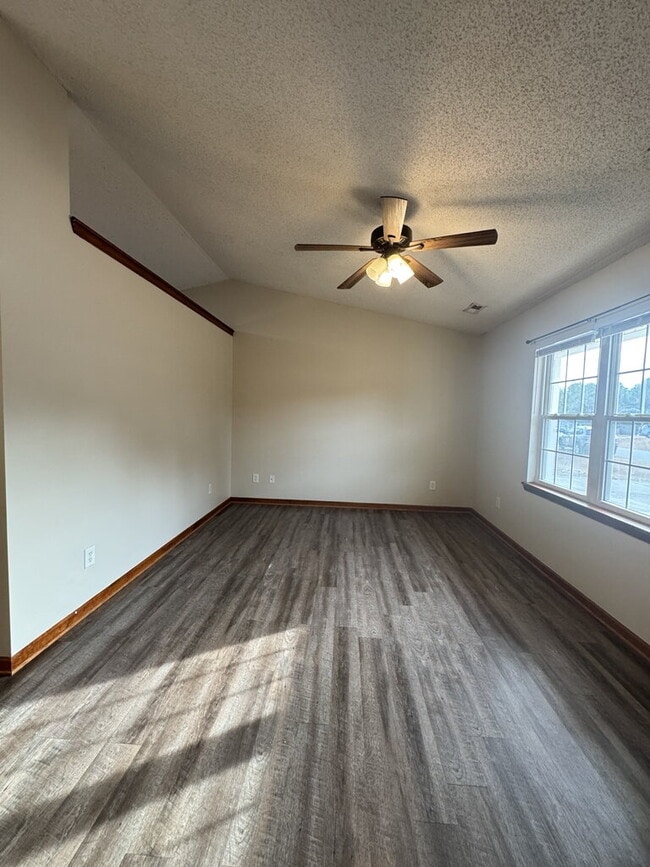 101 May Ct in Jacksonville, NC - Building Photo - Building Photo