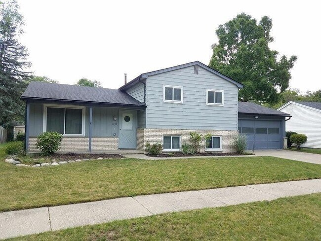 property at 1745 David Ct