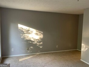 2704 Cumberland Glen Ln in Smyrna, GA - Building Photo - Building Photo