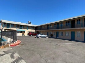 5329 Sepulveda Blvd, Unit 12 in Culver City, CA - Building Photo