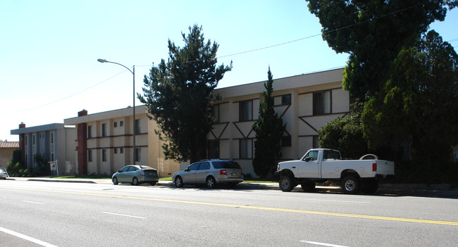 2207 Verdugo Rd in Glendale, CA - Foto de edificio - Building Photo