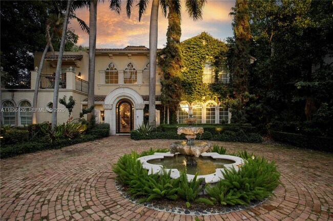 5801 Pine Tree Dr in Miami Beach, FL - Building Photo - Building Photo