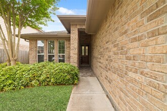 15615 Whispering Green Dr in Cypress, TX - Building Photo - Building Photo