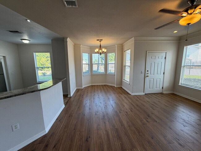 18022 Villa Creek Dr in Tampa, FL - Building Photo - Building Photo