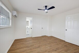 1915 McDuffie St in Houston, TX - Building Photo