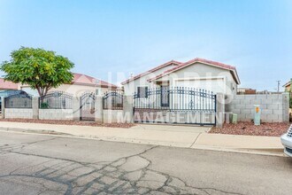110 S Picacho Heights Rd in Eloy, AZ - Building Photo - Building Photo