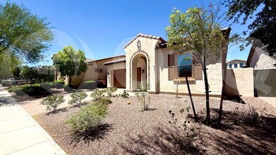 20508 W Carlton Manor in Buckeye, AZ - Building Photo - Building Photo