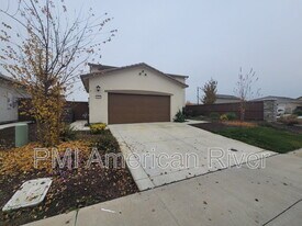 4033 Haflinger Wy in Roseville, CA - Building Photo