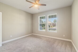 32628 Harmony Oaks Dr in Wesley Chapel, FL - Building Photo - Building Photo