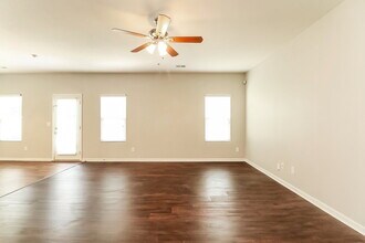 1108 Black Diamond Dr in Dallas, NC - Building Photo - Building Photo