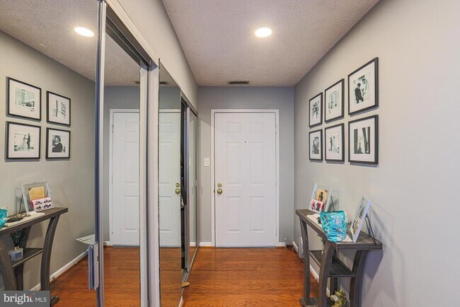 2107 Woodbox Ln in Baltimore, MD - Building Photo - Building Photo