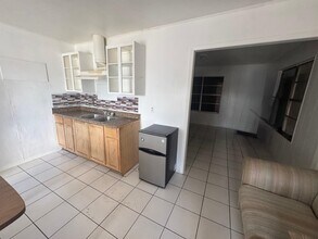 520 Hidalgo St in Laredo, TX - Building Photo - Building Photo