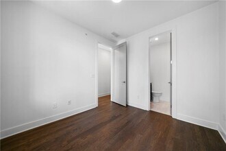 2347 Hosea L Williams Dr SE in Atlanta, GA - Building Photo - Building Photo