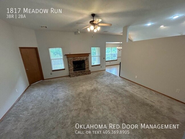 1817 Meadow Run Dr in Moore, OK - Building Photo - Building Photo