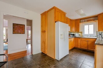 1203 S Rimpau Blvd in Los Angeles, CA - Foto de edificio - Building Photo