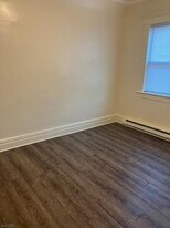 407 William St in East Orange, NJ - Building Photo