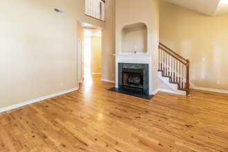1305 Pinethicket Dr in Summerville, SC - Building Photo - Building Photo