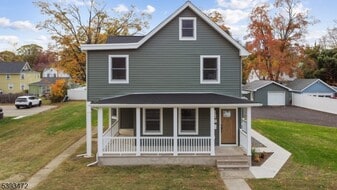 937 Ringwood Ave in Wanaque, NJ - Building Photo