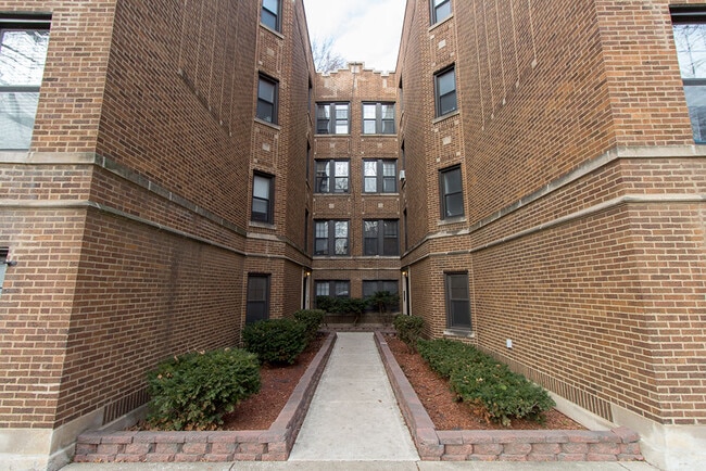 property at 1451 W Byron