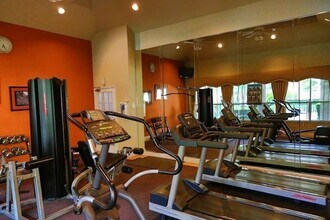 1330 Old Spanish Trl in Houston, TX - Foto de edificio - Building Photo