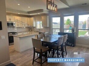 685 Arran Way in Grand Junction, CO - Building Photo - Building Photo