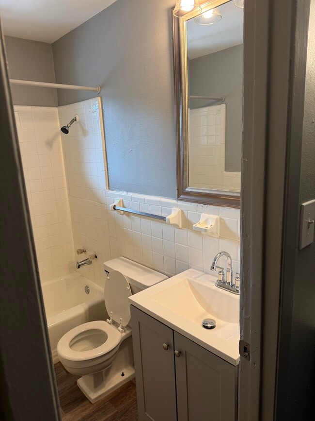 1200 N Fourth St in Longview, TX - Building Photo - Building Photo