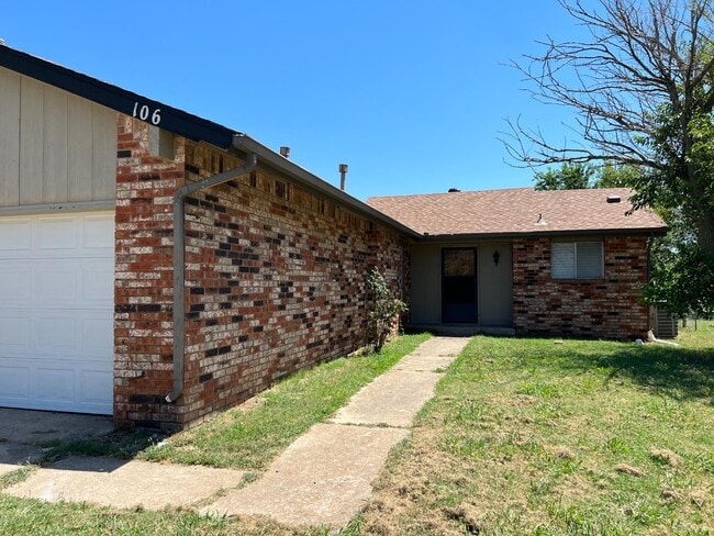 104 Crawford Ct in Norman, OK - Building Photo - Building Photo