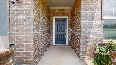24702 Crimson Pine Dr in Huffman, TX - Building Photo - Building Photo