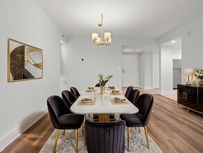 2870 Pharr Ct S Northwest in Atlanta, GA - Building Photo - Building Photo