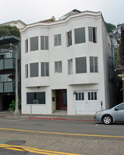 555 Bridgeway in Sausalito, CA - Building Photo - Building Photo