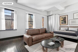 18-20 Pine St in New York, NY - Building Photo