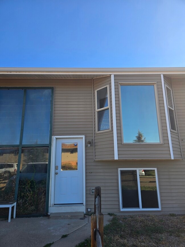 property at 540 Forest Edge Rd