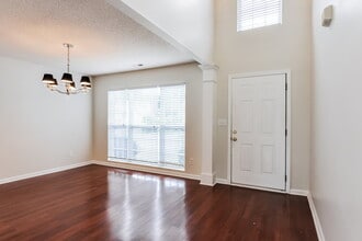 225 Honeywell Way in Fuquay Varina, NC - Building Photo - Building Photo