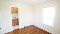 1310 Wilmette Ave photo'