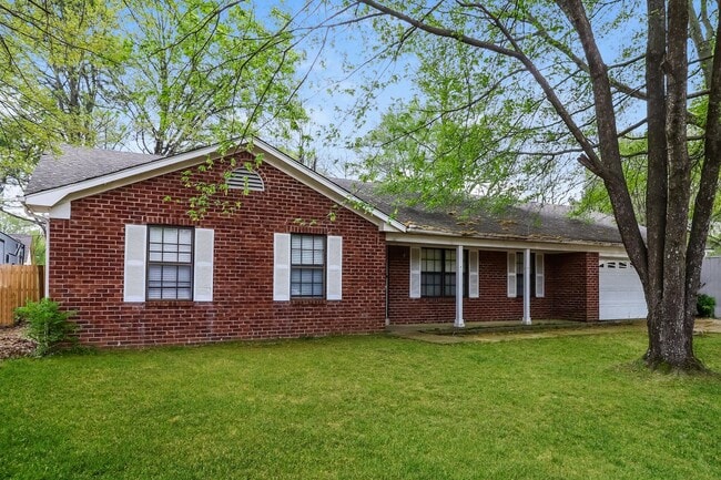 3048 Ingleside Dr in Bartlett, TN - Building Photo - Building Photo