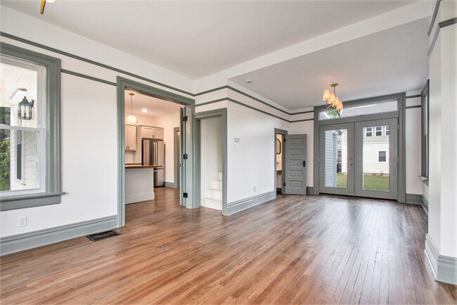 523 W Marion St in South Bend, IN - Foto de edificio - Building Photo