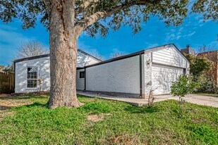 12802 Sunset Dune Dr in Houston, TX - Building Photo