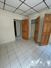 352 Riverway in Boston, MA - Building Photo - Building Photo