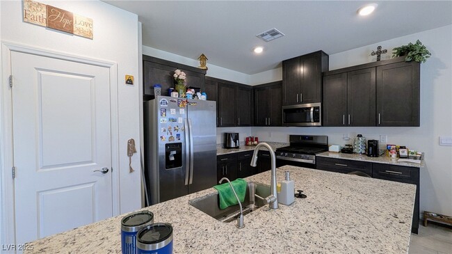 property at 7710 Bailey Crk Ln