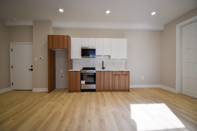 1030 N 48th St in Philadelphia, PA - Building Photo - Building Photo