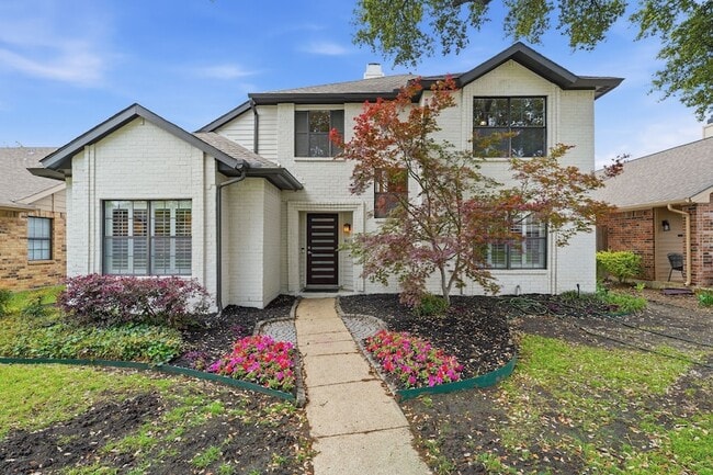 property at 4416 Odessa Dr