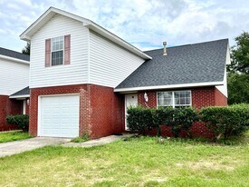 804 Valley Rd in Crestview, FL - Building Photo