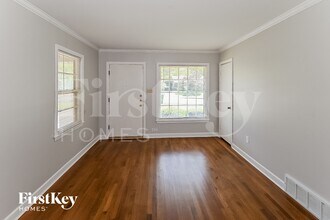 1325 Wilbec Rd in Memphis, TN - Building Photo - Building Photo