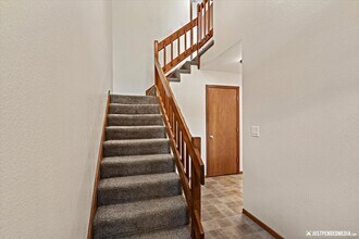 1310 W 77th Ave in Anchorage, AK - Building Photo - Building Photo