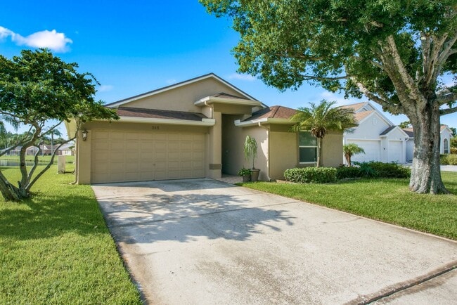 property at 349 Fountainview Cir