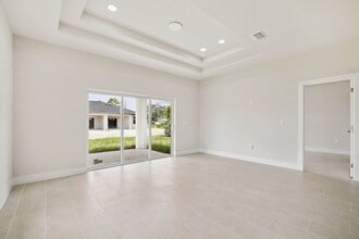 4873 29th St SW in Lehigh Acres, FL - Building Photo - Building Photo