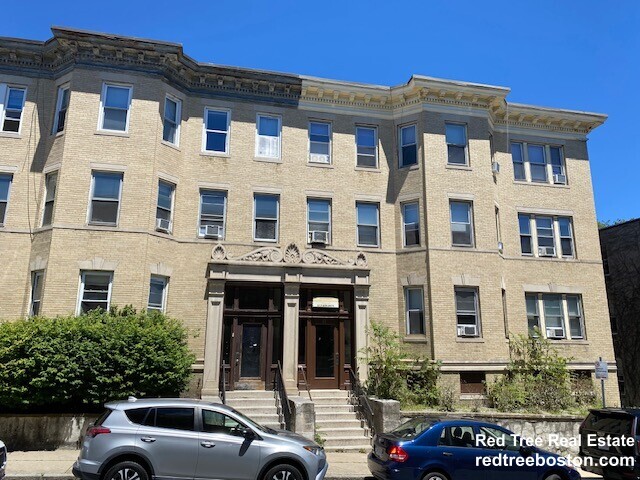 41 Orkney Rd, Unit 2 in Boston, MA - Building Photo