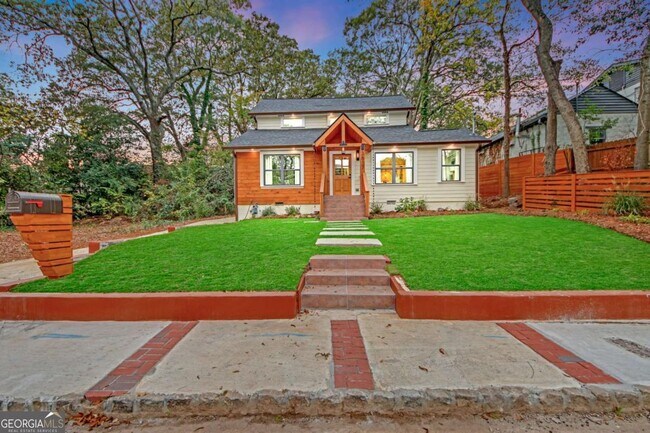 property at 3637 Elm St