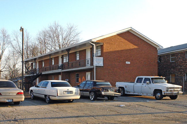 3403-3405 Boxelder Rd in Louisville, KY - Building Photo - Building Photo